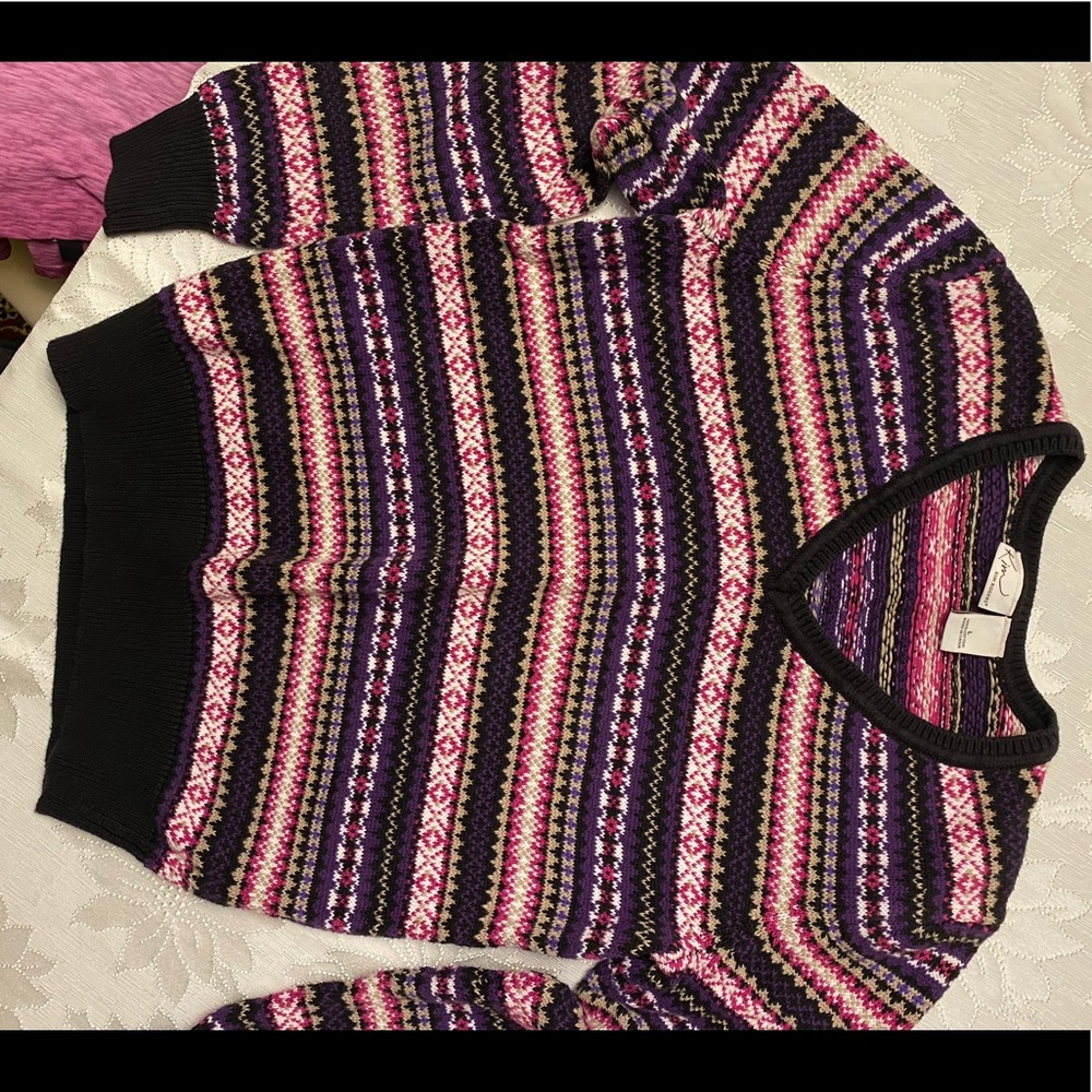 V Neck Sweater multi color size L